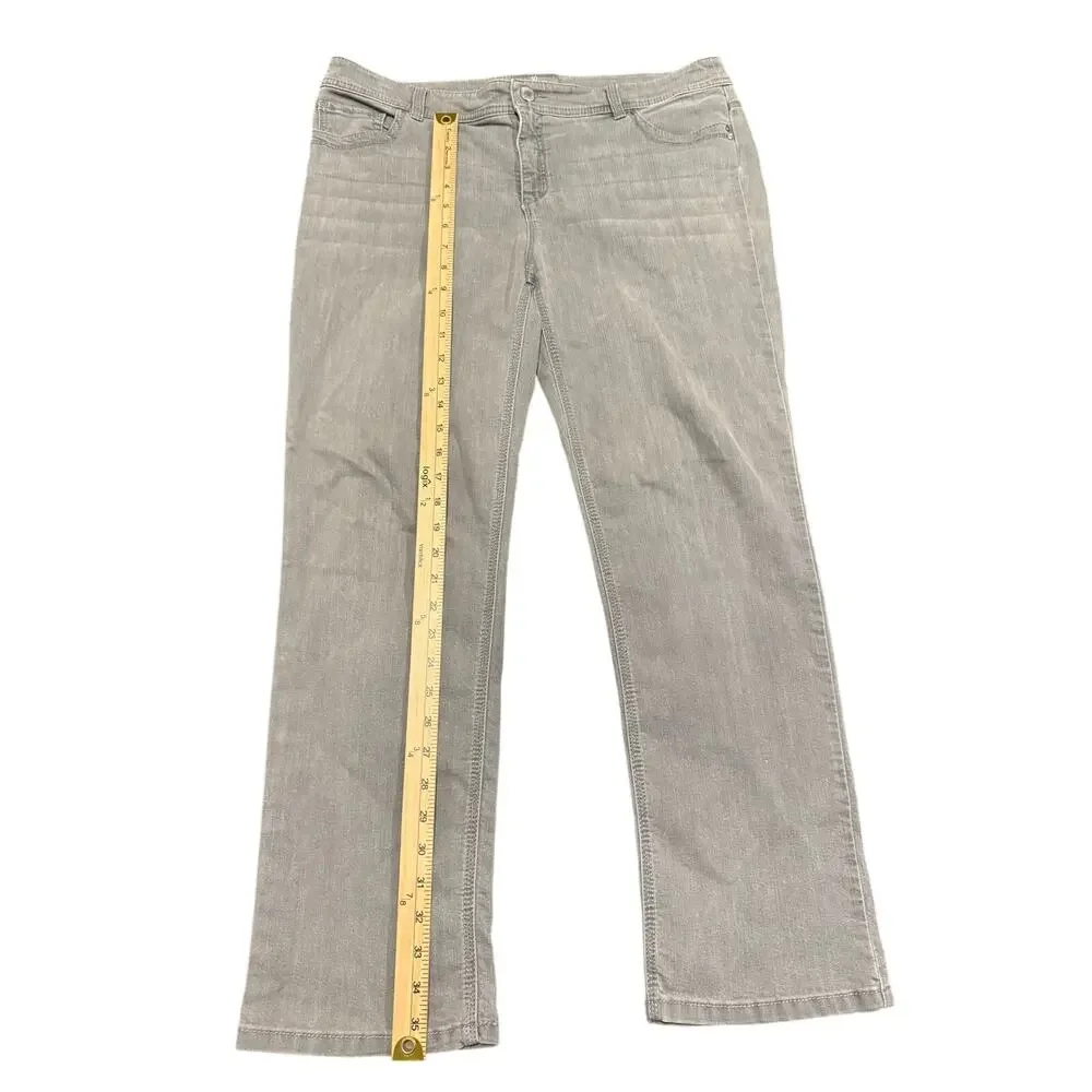 Chico's So Slimming Gray Straight Leg Mid-rise fit Denim Jeans Size 2 Short